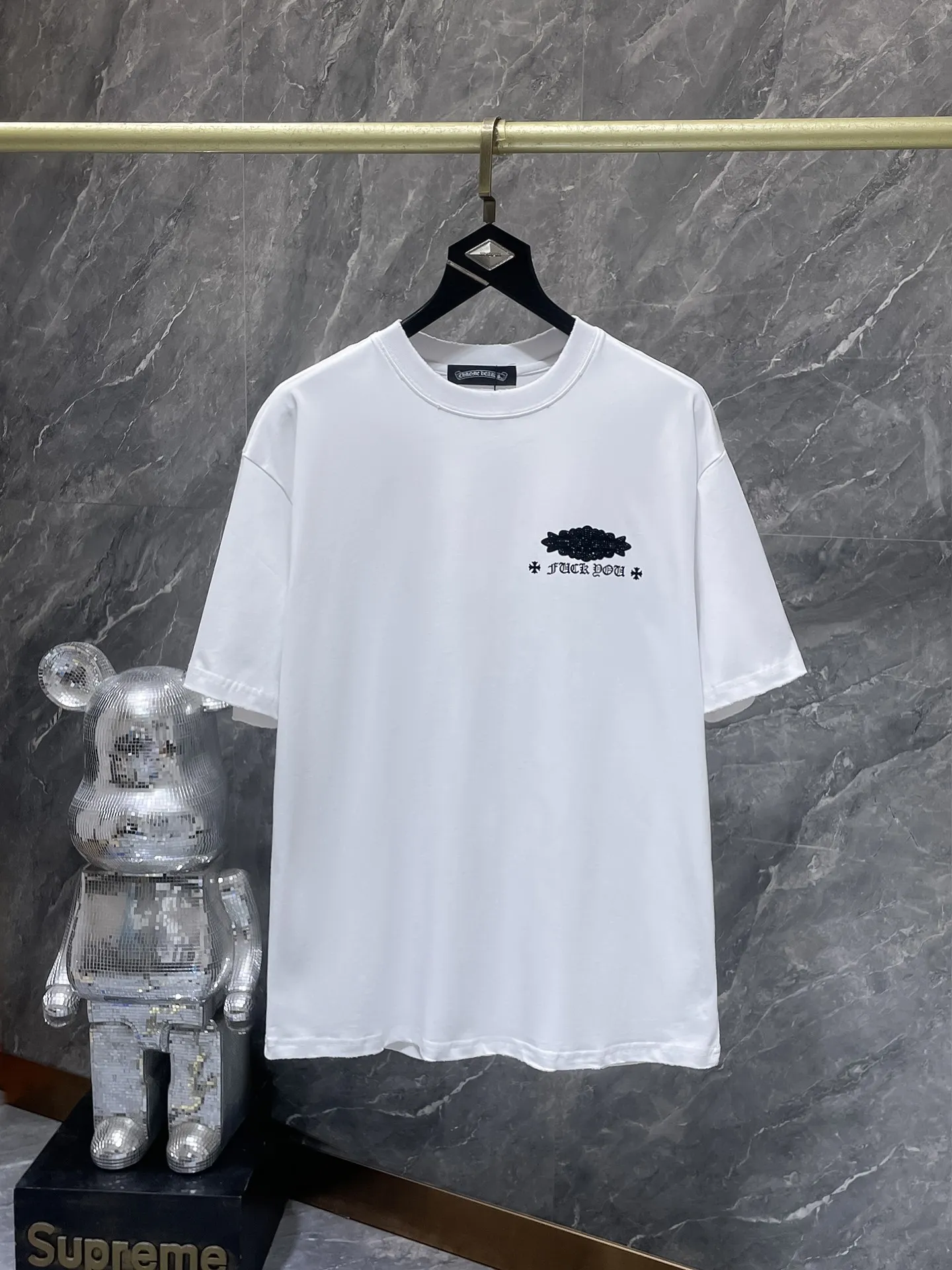 P170 New for summer Chrome Hearts 25ss Engraved film hot diamond version High gram weight environmentally friendly high-quality top fabric 280g Heavy hot diamond horseshoe Sanskrit letter cross short sleeves counter synchronization 1:1 replica version Recommended colors: black white gray code size: S, M, L, XL